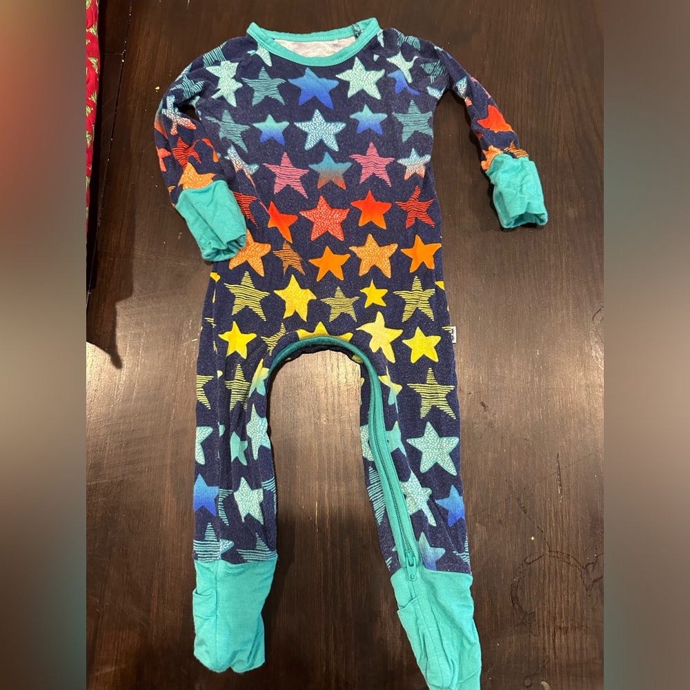 Little Sleepies Stars Crescent pajamas 0-3 months